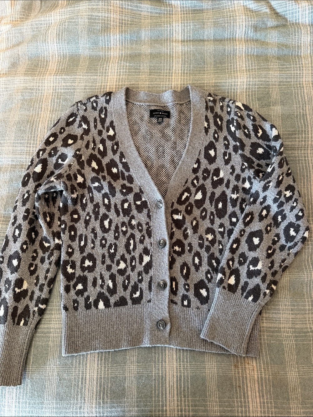 Lucky Brand Gray Leopard Print Cardigan Sweater V-Neck Medium VGUC